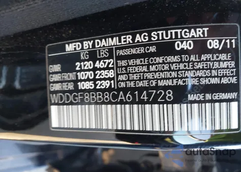 2012 Mercedes-Benz C 300 Sport 4Matic z USA, uszkodzony, nr VIN WDDGF8BB8CA614728